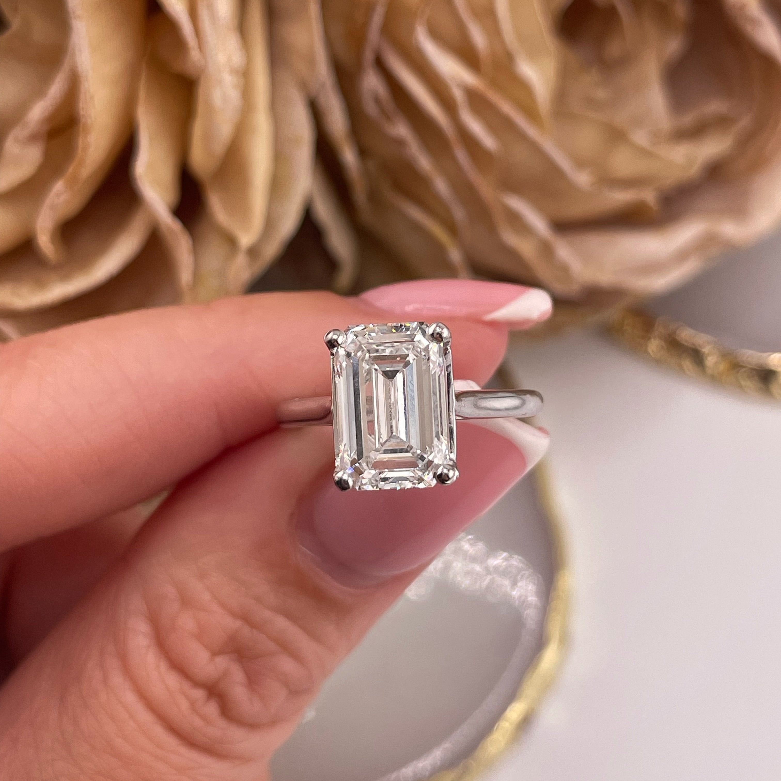 18ct White Gold 4.00ct Emerald Cut Lab Grown Diamond Ring IGI Certified