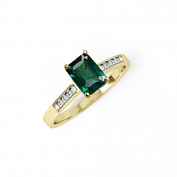 9ct Yellow Gold Emerald Cut Green Cubic Zirconia Ring