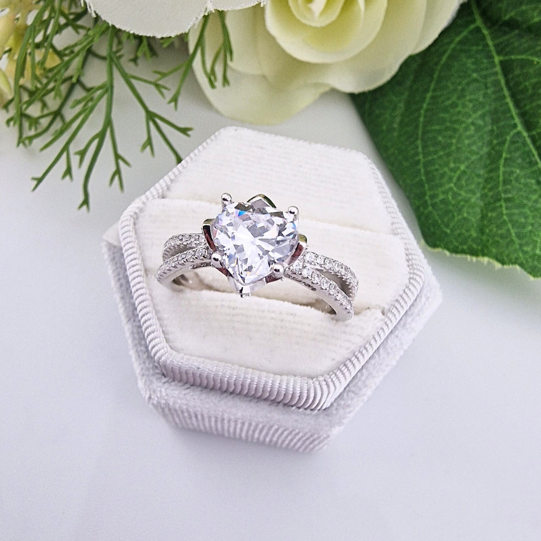 925 Sterling Silver Double Band Cz Heart Ring