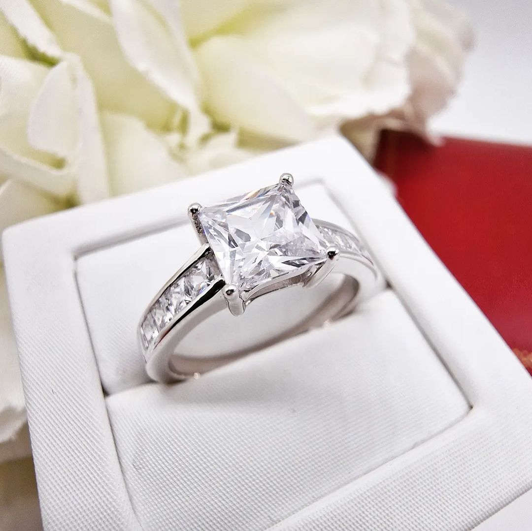 9ct White Gold Princess Cut Solitaire with Princess Cut Shoulders