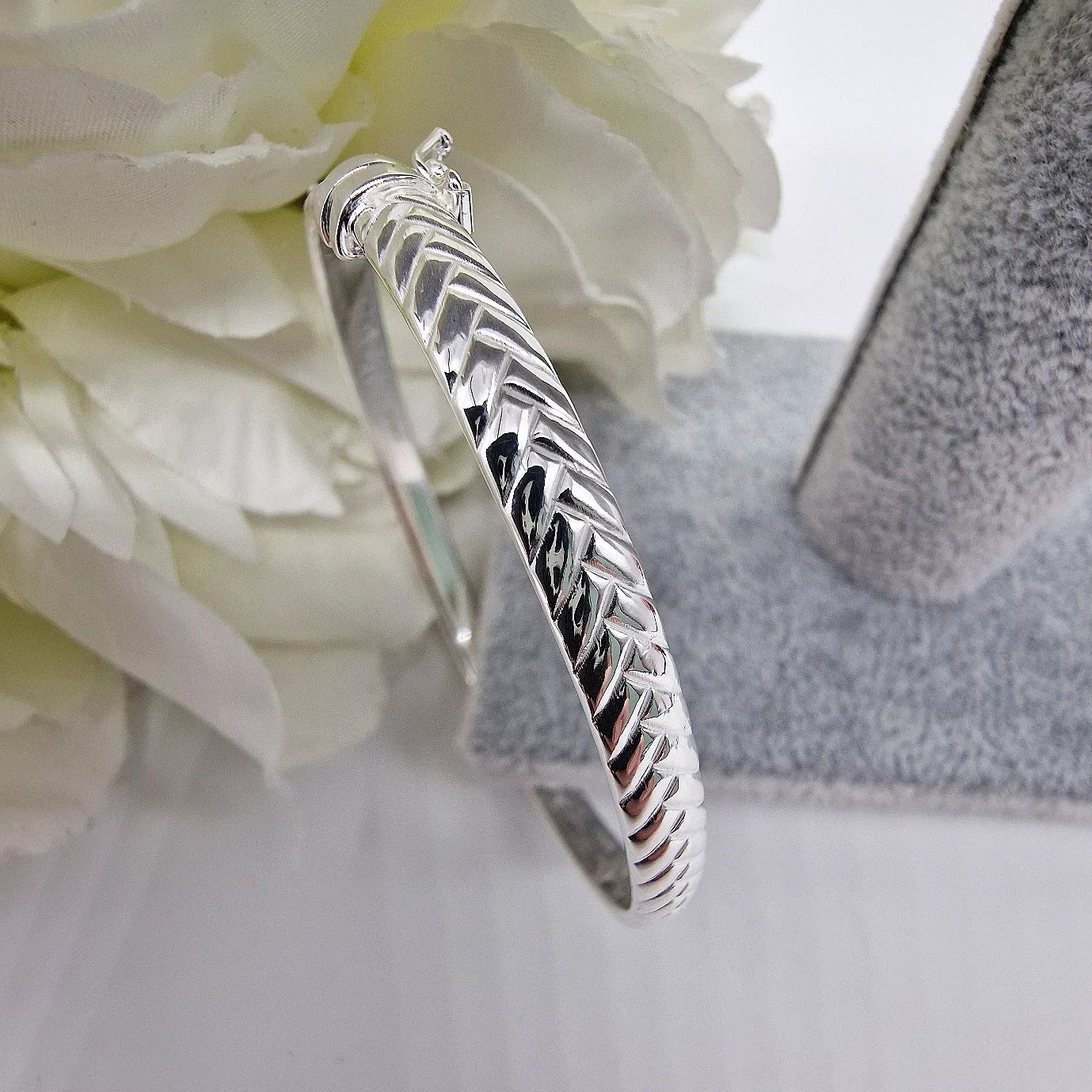 925 Sterling Silver Tyre Design Ladies Bangle