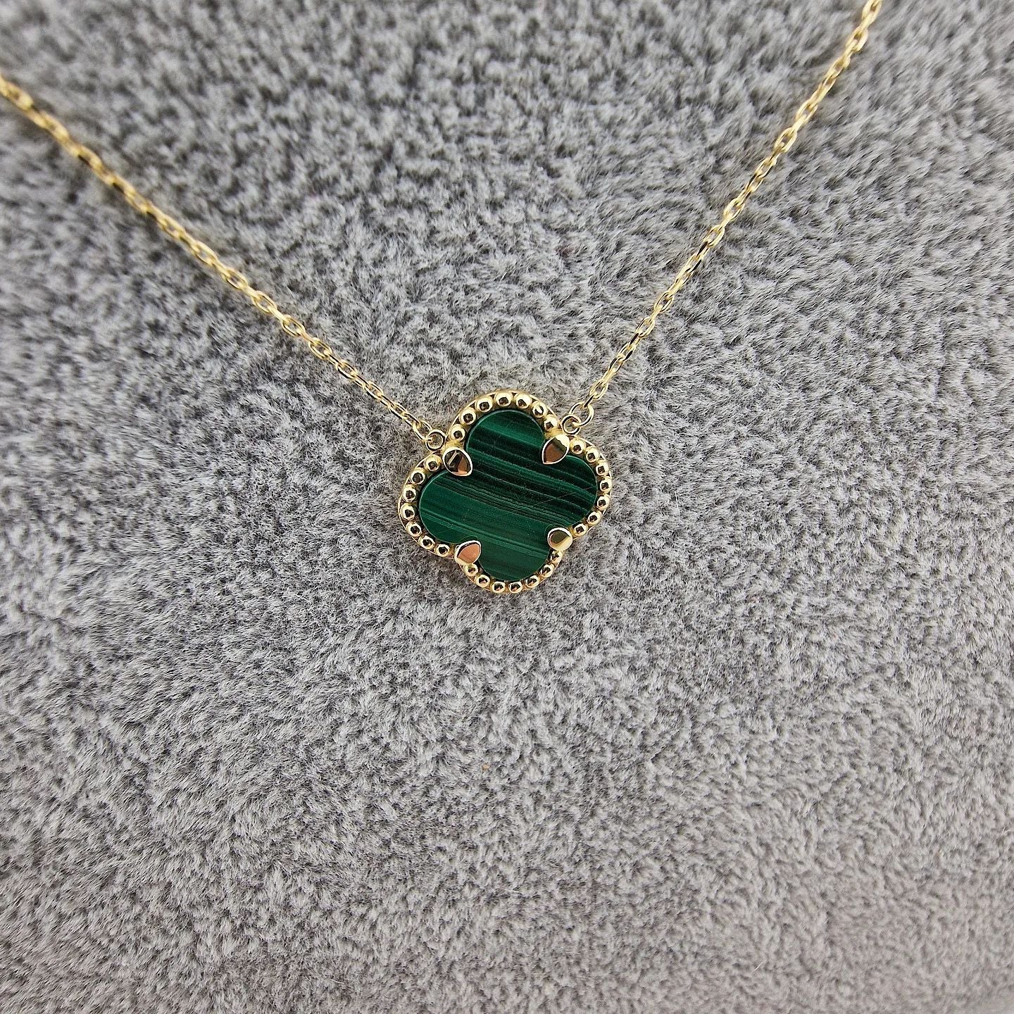 9ct Yellow Gold Green Malachite Four Leaf Clover Pendant Chain