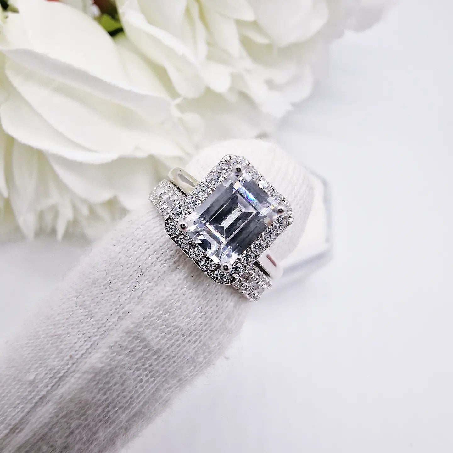 925 Sterling Silver Emerald Cut Cz Ladies Ring Set