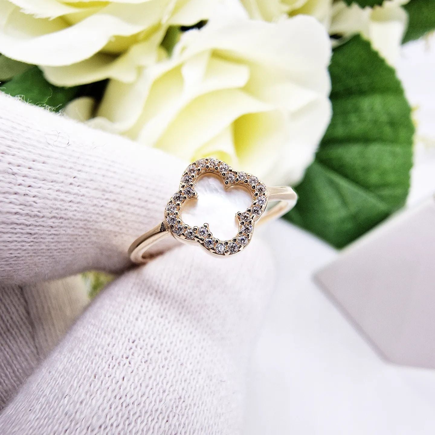 9ct Yellow Gold CZ Four Leaf Clover Ring