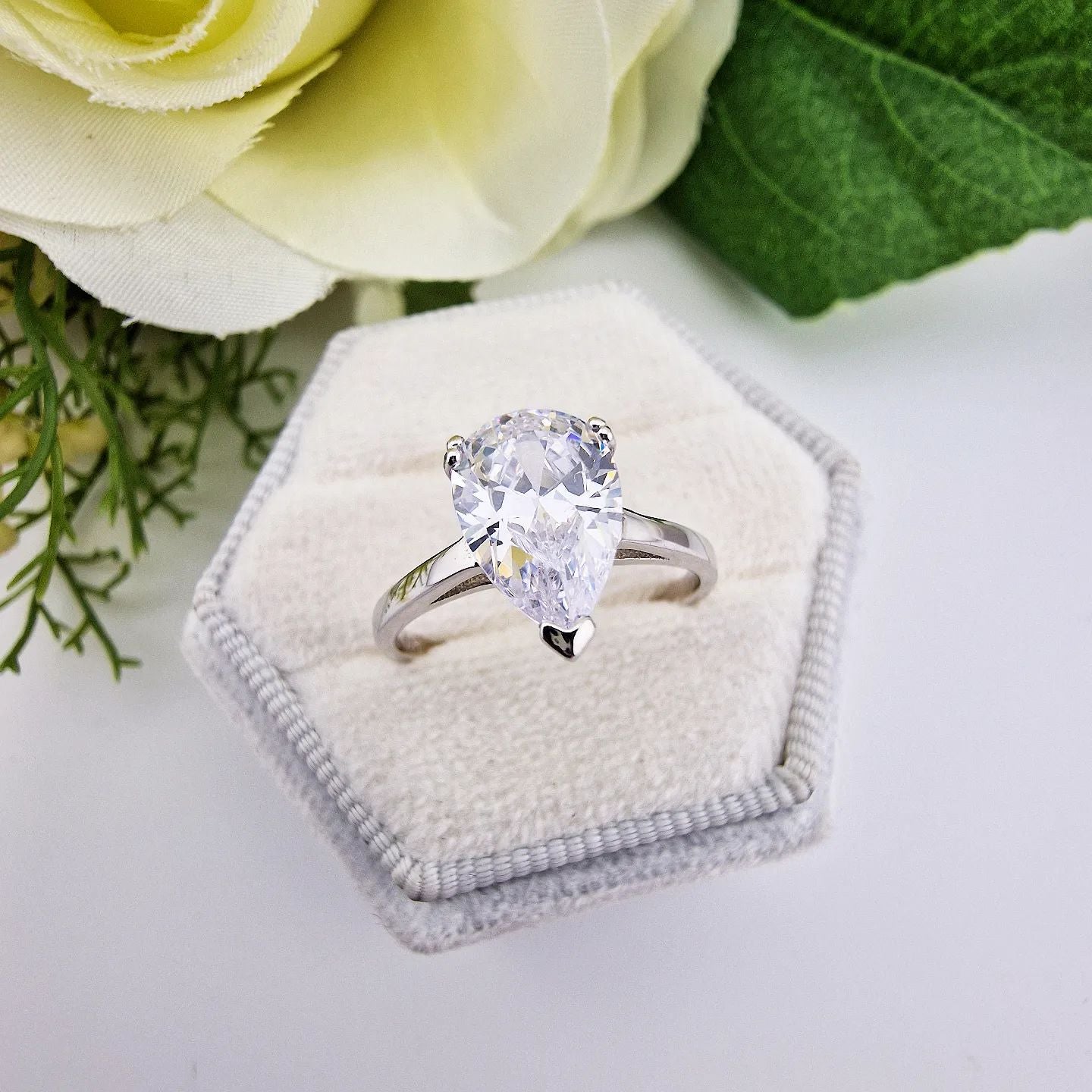 925 Sterling Silver Claw Set Pear Cut Cz Solitaire Ring