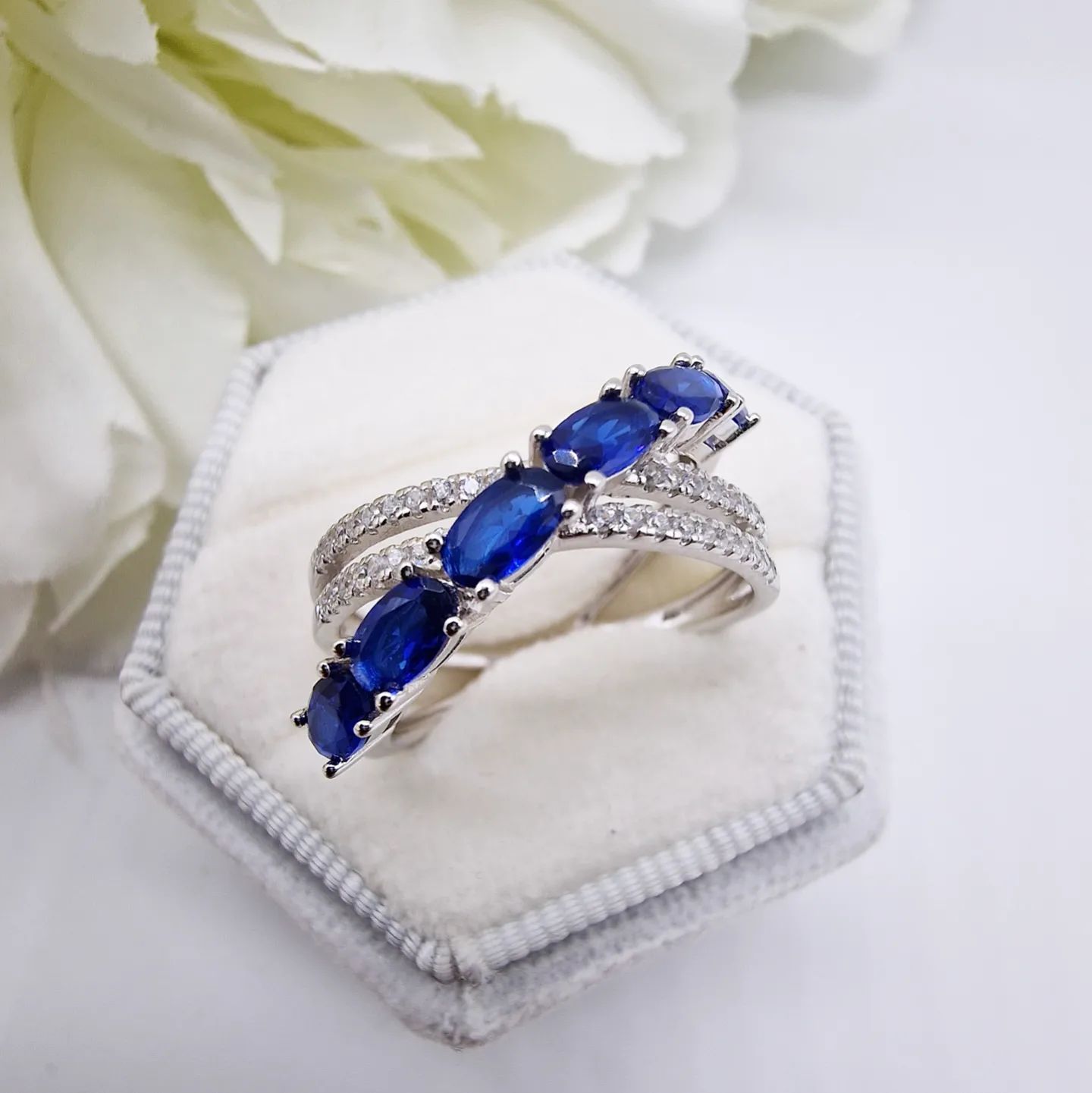 925 Sterling Silver Blue Sapphire & White Cz Fancy Crossover Ring