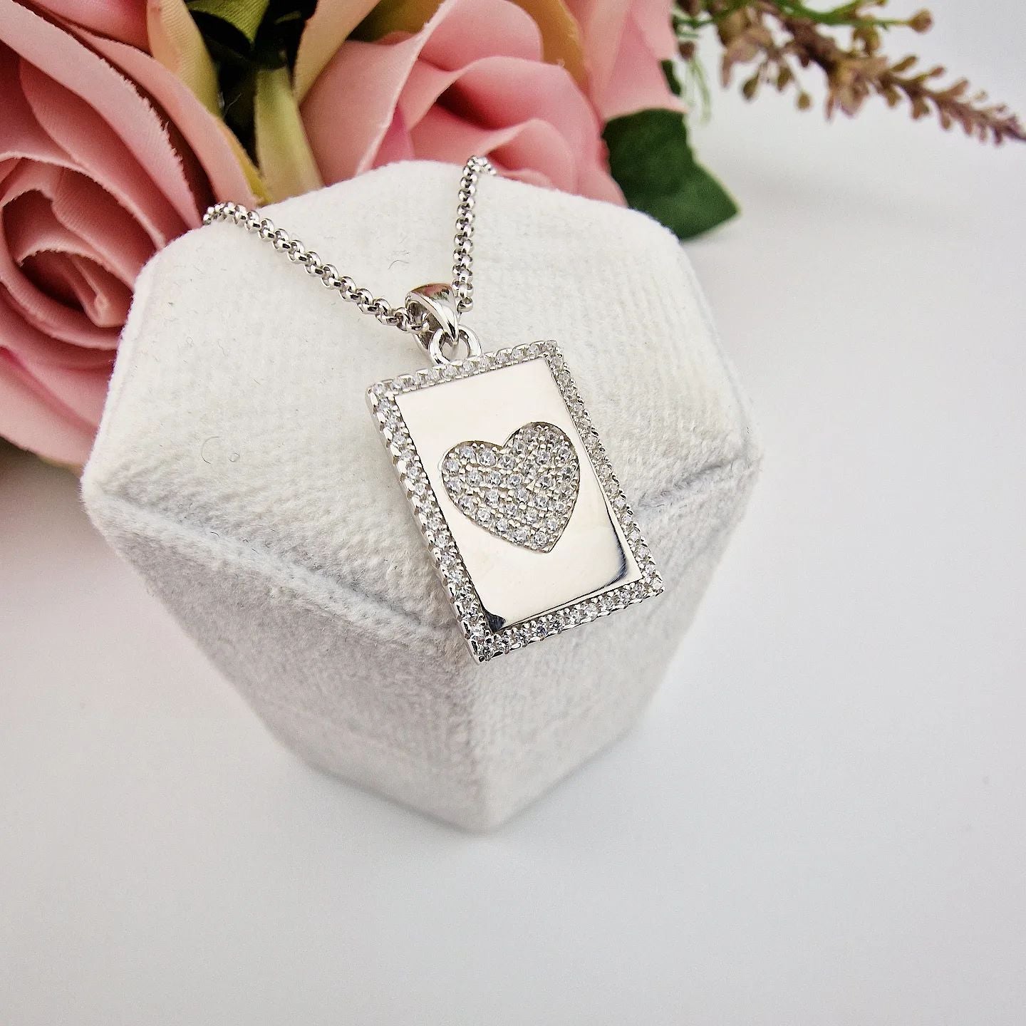 925 Sterling Silver Cubic Zirconia Heart Dog Tag Pendant with Chain