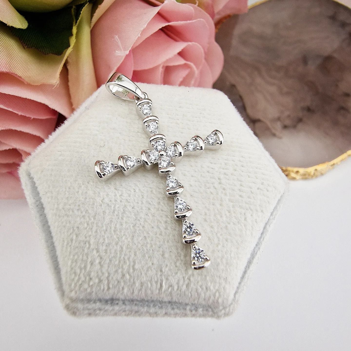 925 Sterling Silver Rubover Set Cubic Zirconia Cross Pendant with Chain