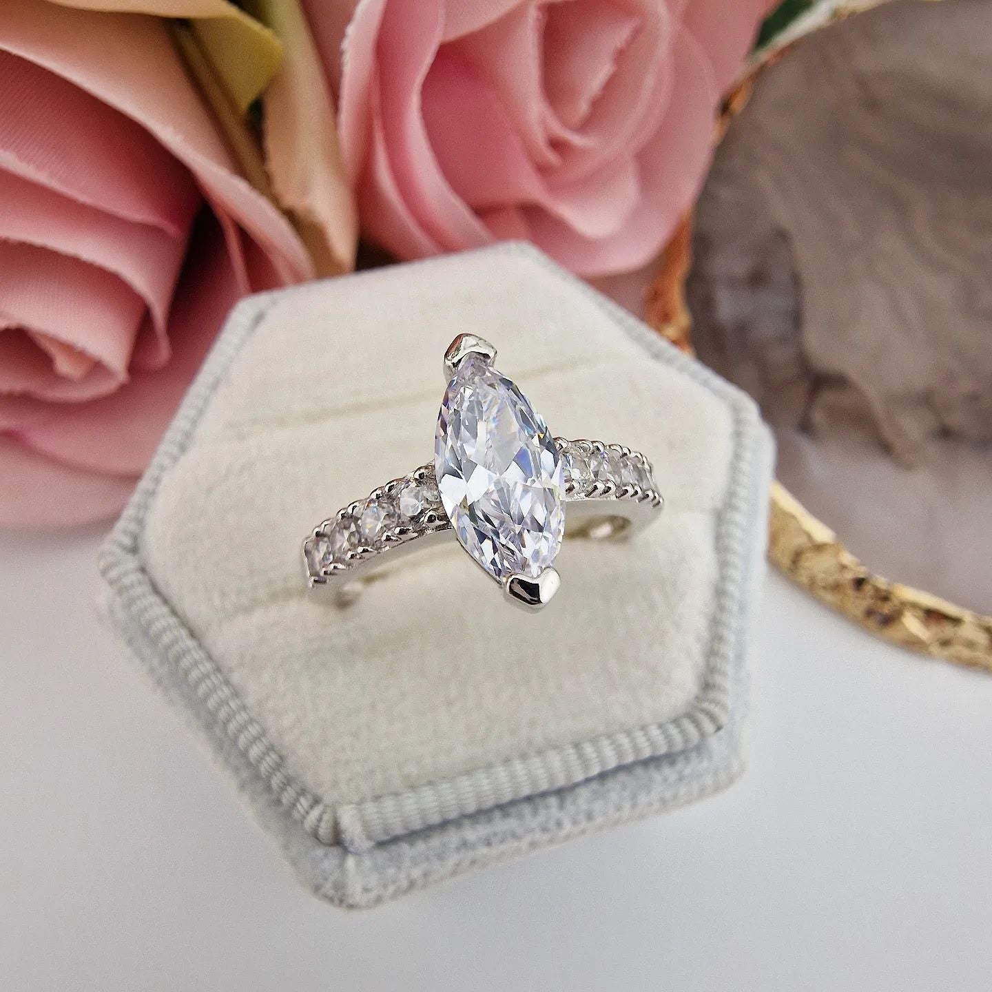 925 Sterling Silver Claw Set Marquise Cut Cz Solitaire Ring