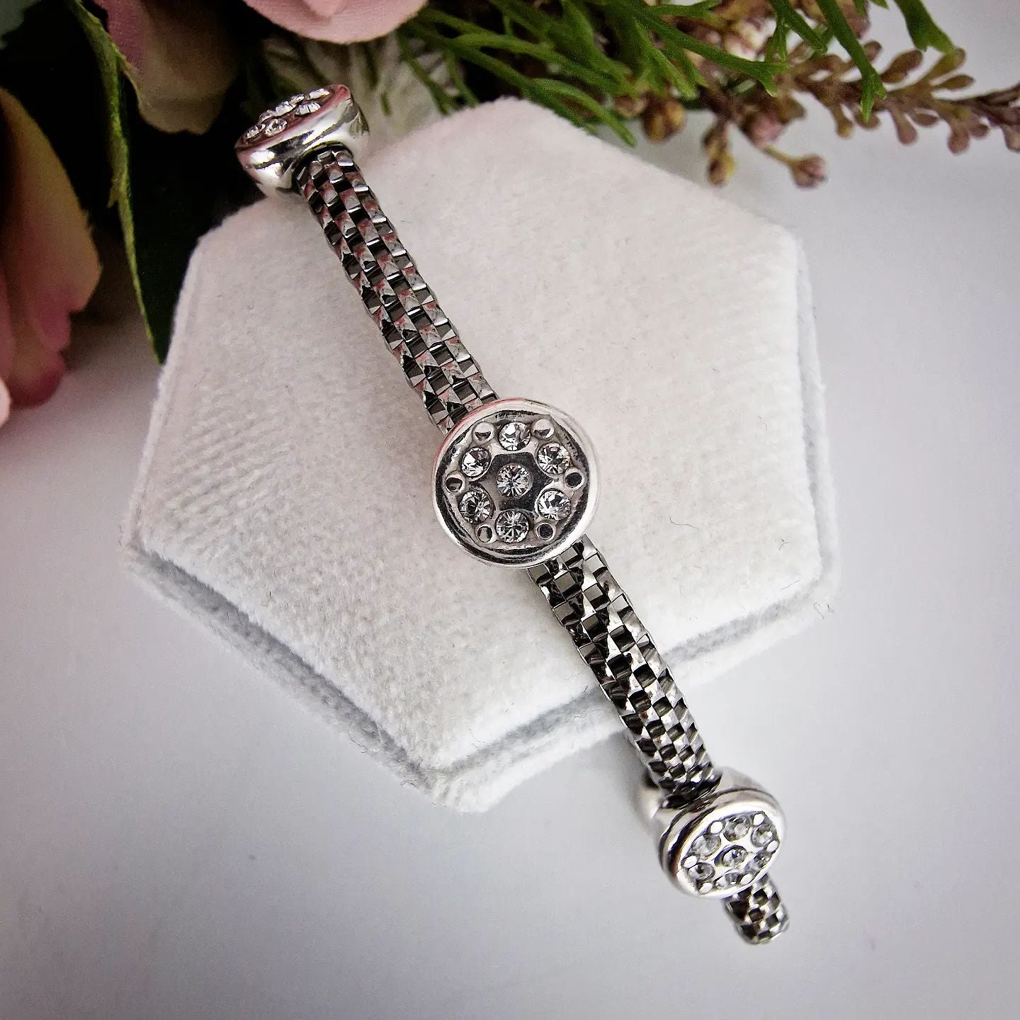 J-JAZ 925 Sterling Silver Ruthenium Mesh with Five Circles Cz's 7"/19cm Bracelet