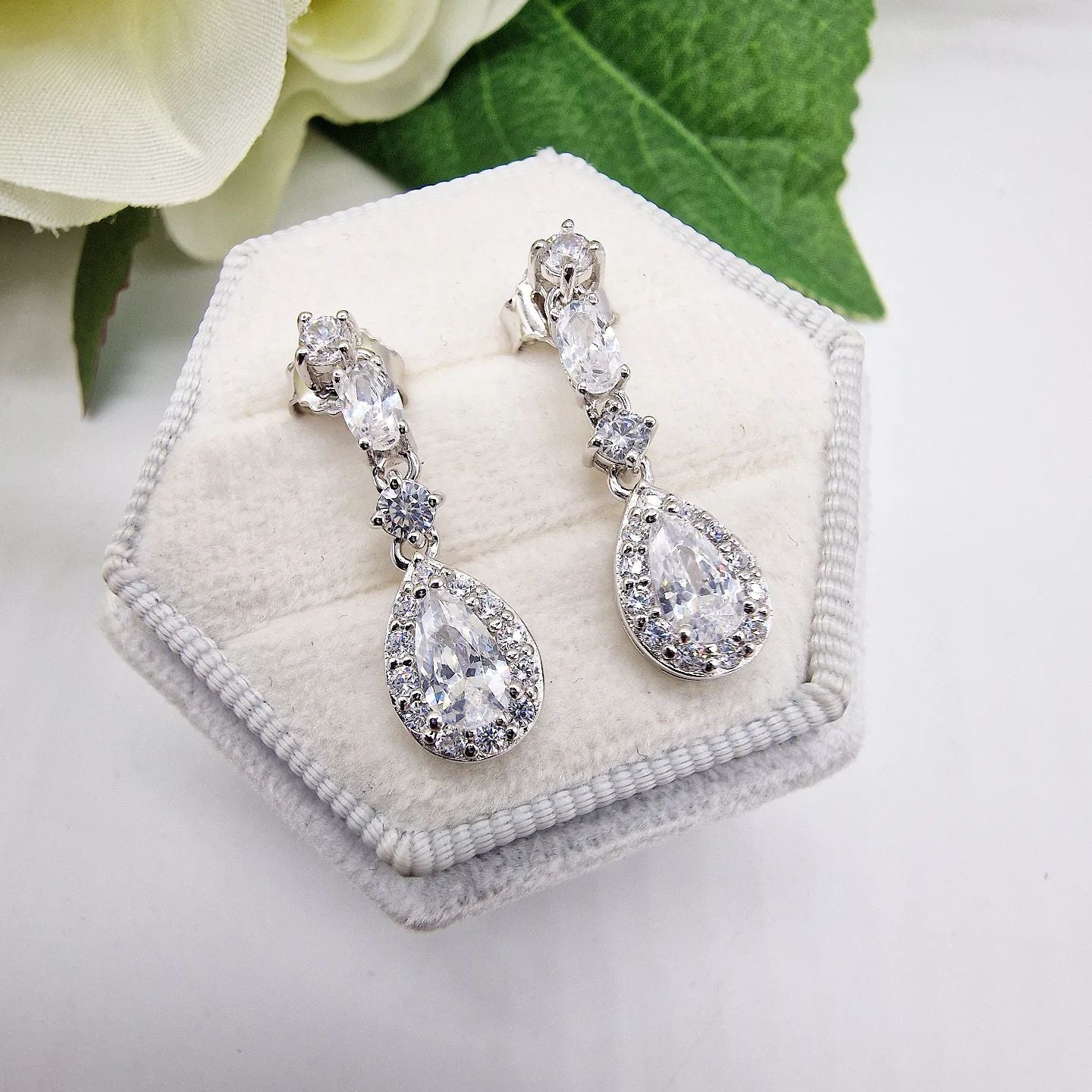 925 Sterling Silver Cubic Zirconia Graduated Tear Drop Stud Earrings