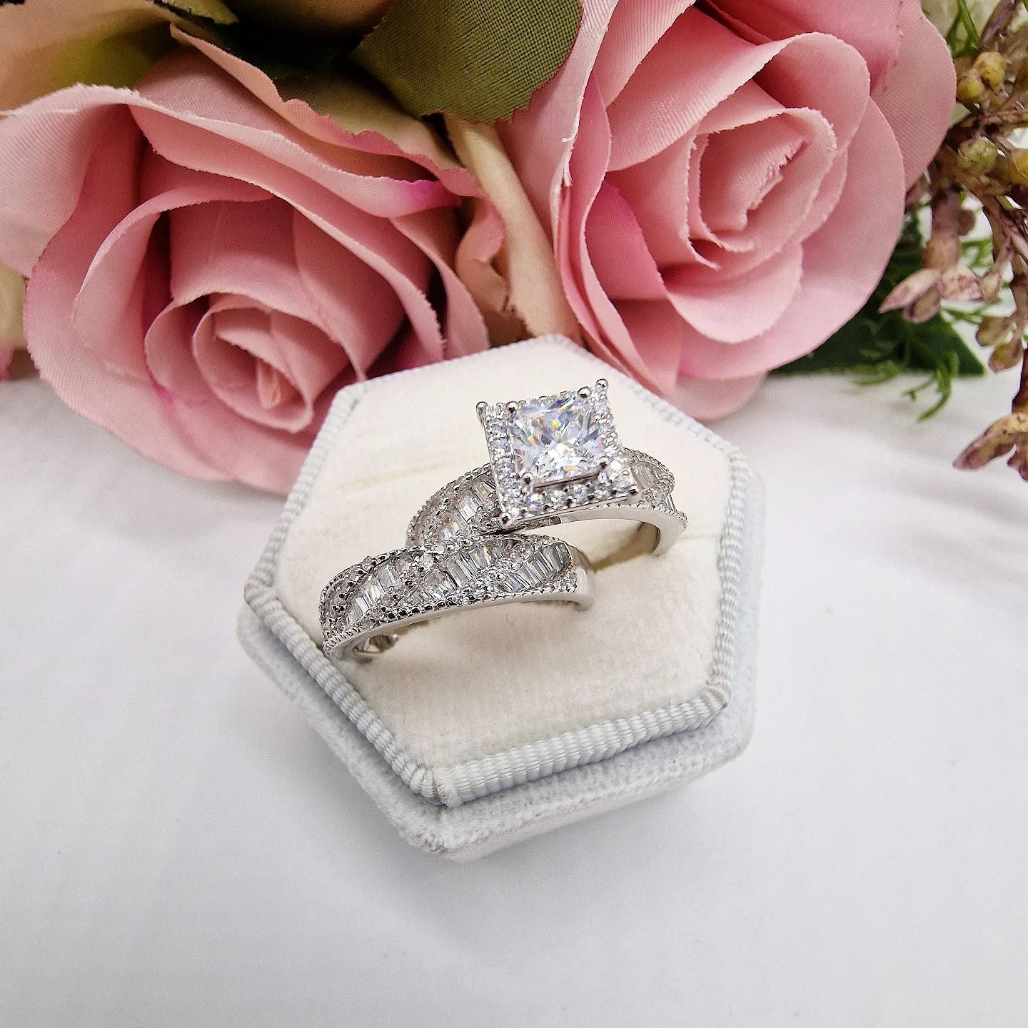 925 Sterling Silver Cz Ring Set with Baguette Twist Design Band