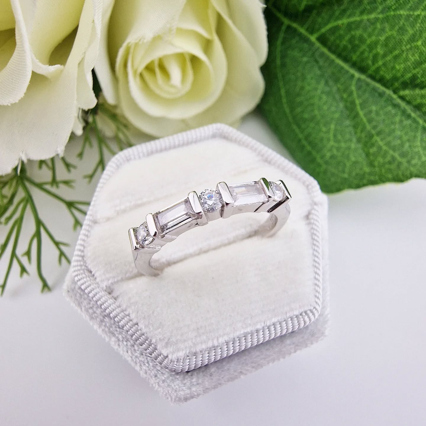 925 Sterling Silver Round & Baguette Cut Bridal Ring Set