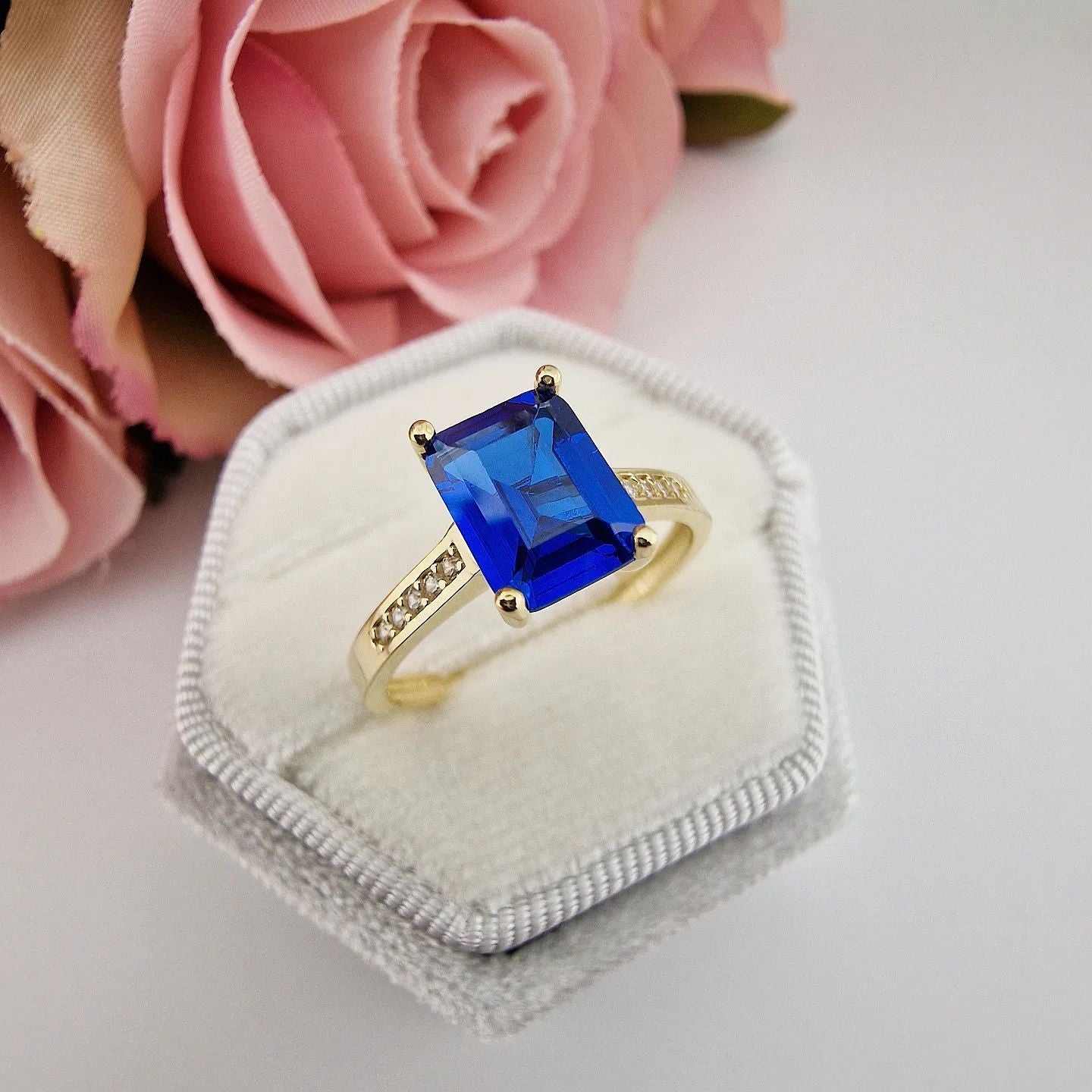 9ct Yellow Gold Emerald Cut Blue Cubic Zirconia Ring