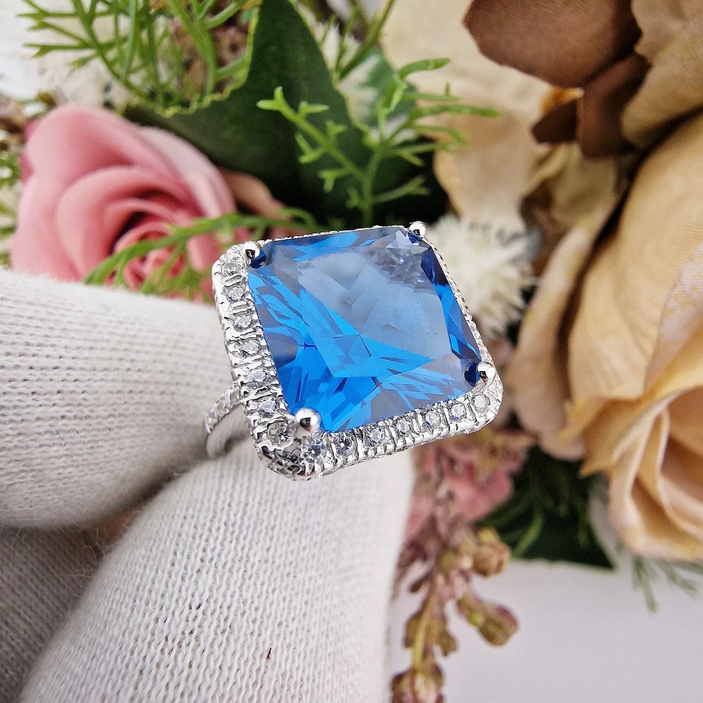 925 Sterling Silver Blue Topaz Cz Cocktail Ring