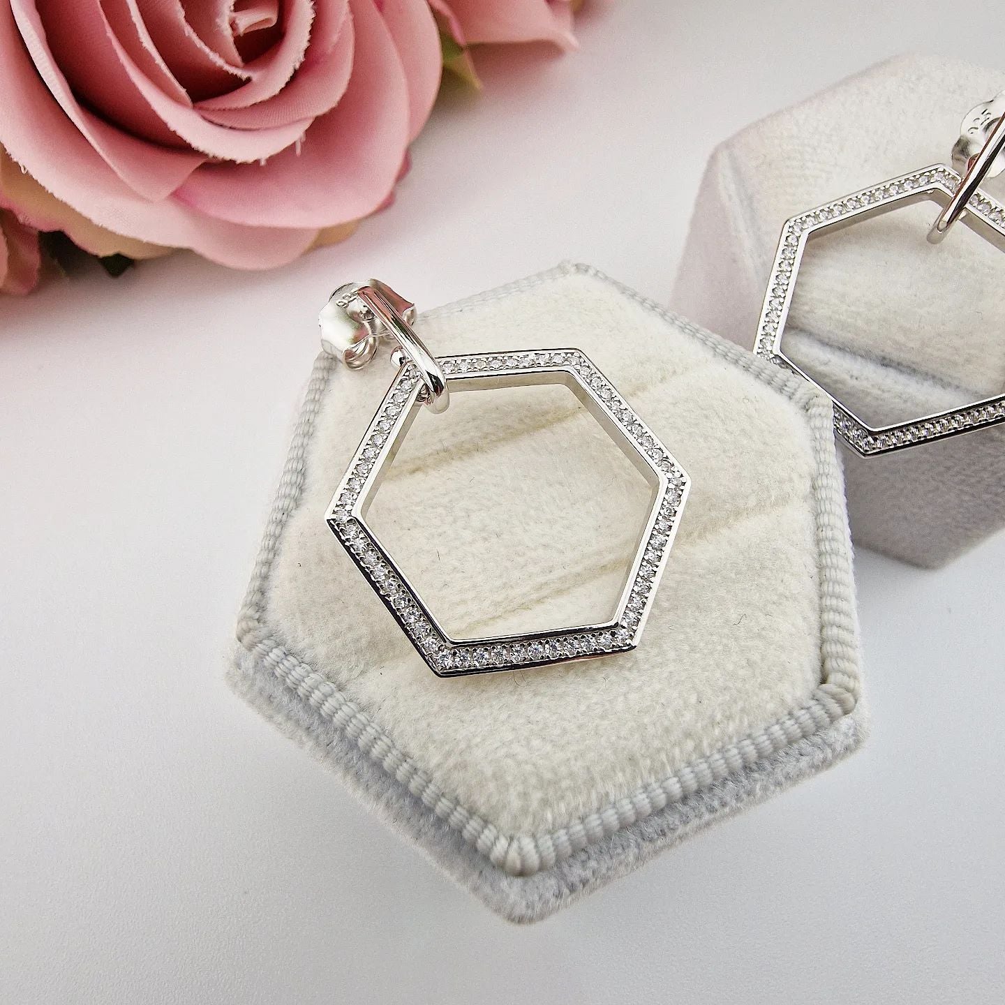 925 Sterling Silver Honeycomb Cubic Zirconia Earrings