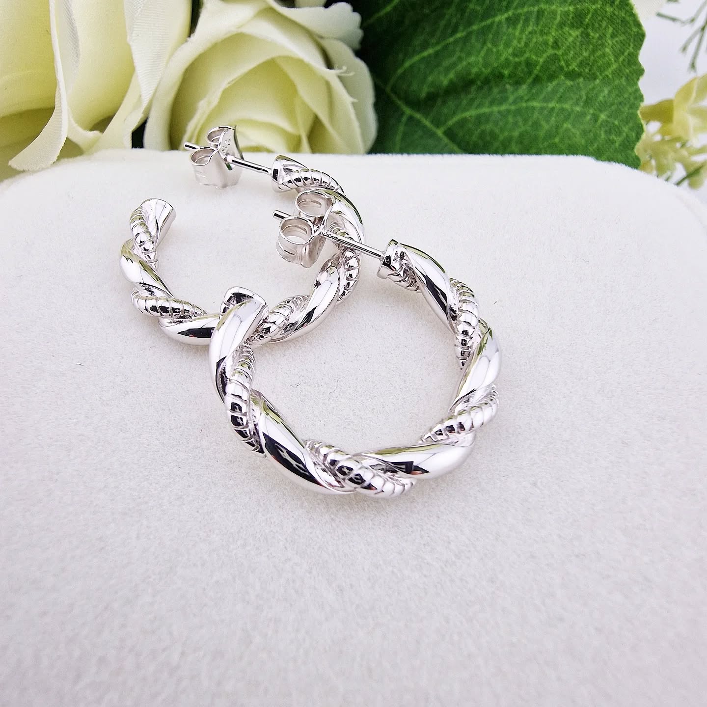 925 Sterling Silver Plain & Ribbed Twisted Hoop Earrings