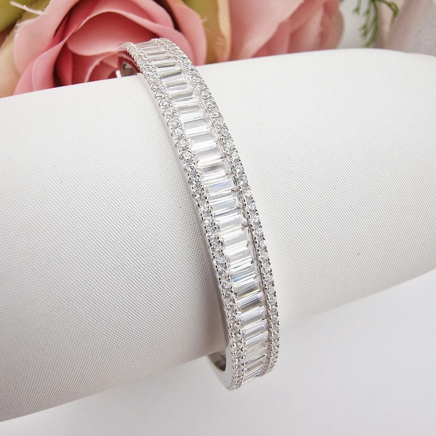 925 Sterling Silver Hinged Baguette & Round Cubic Zirconia Bangle