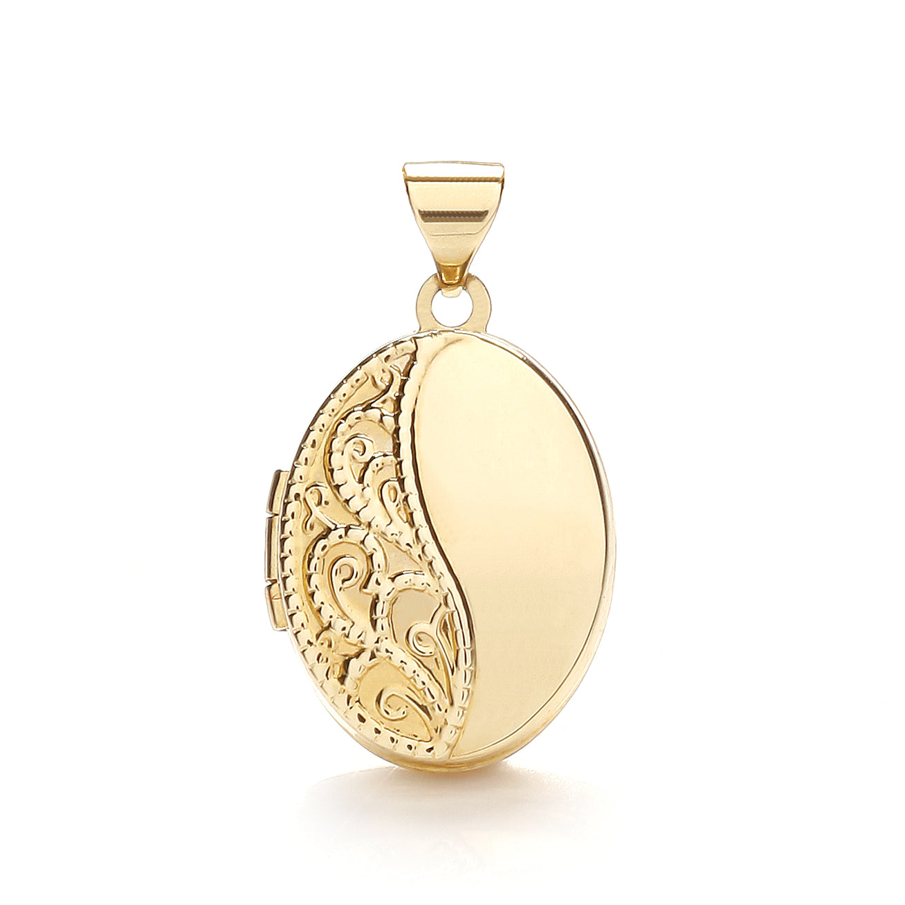 9ct Yellow Gold Oval Shaped Locket