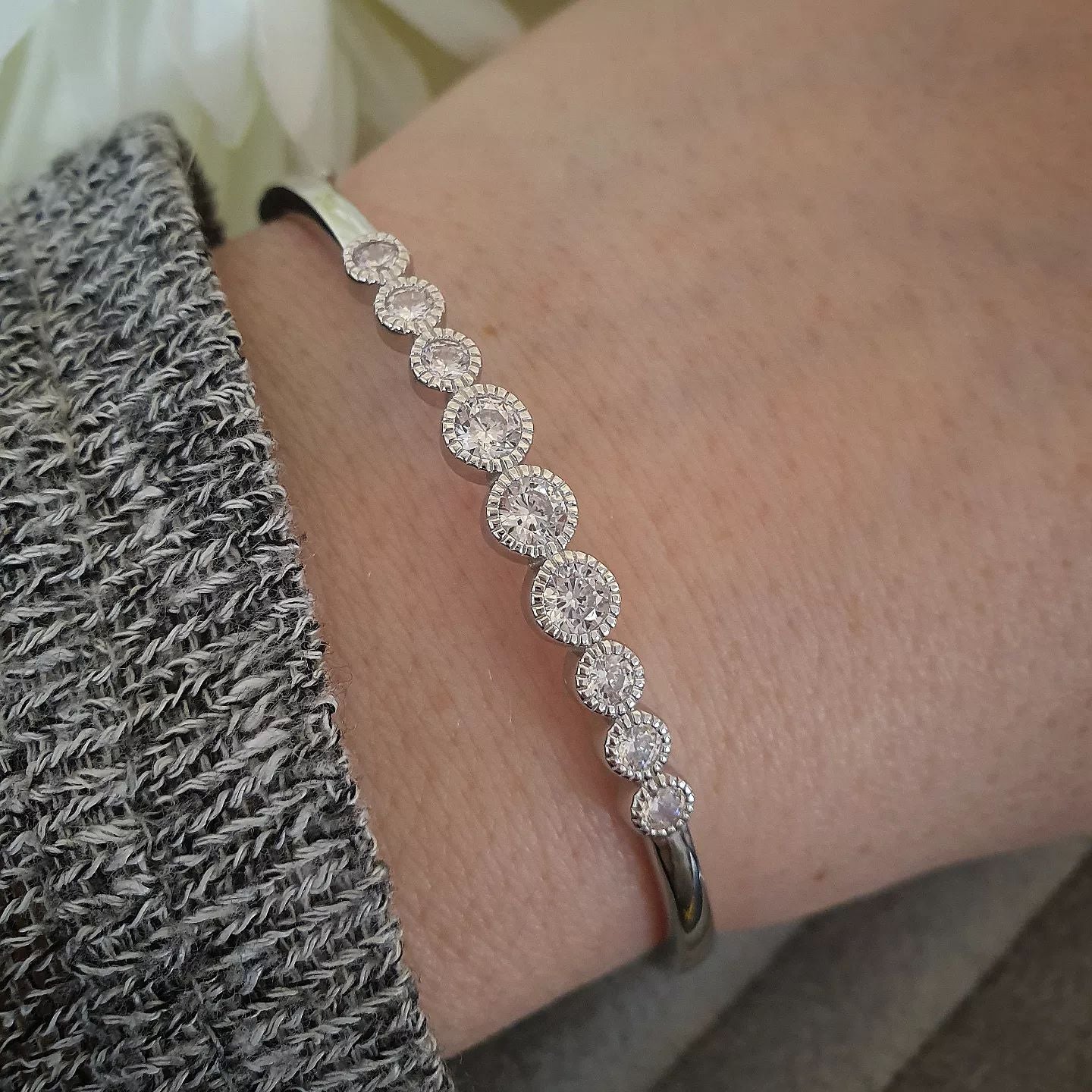 925 Sterling Silver Rubover Set Cz Bangle